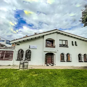 Mendoza Boutique - Cerca Aeropuerto El Dorado Bogota